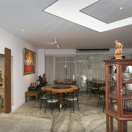 Intown Residence Banguecoque Exterior foto