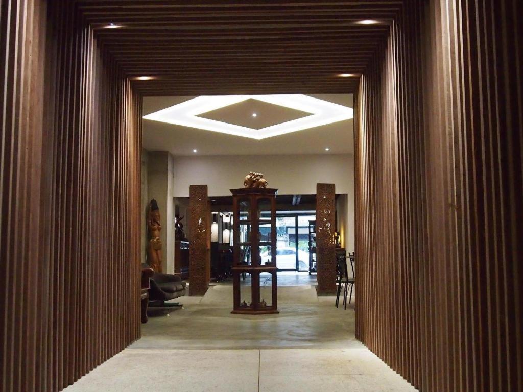Intown Residence Banguecoque Exterior foto