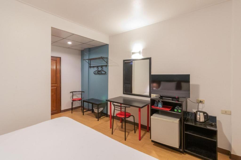 Intown Residence Banguecoque Exterior foto